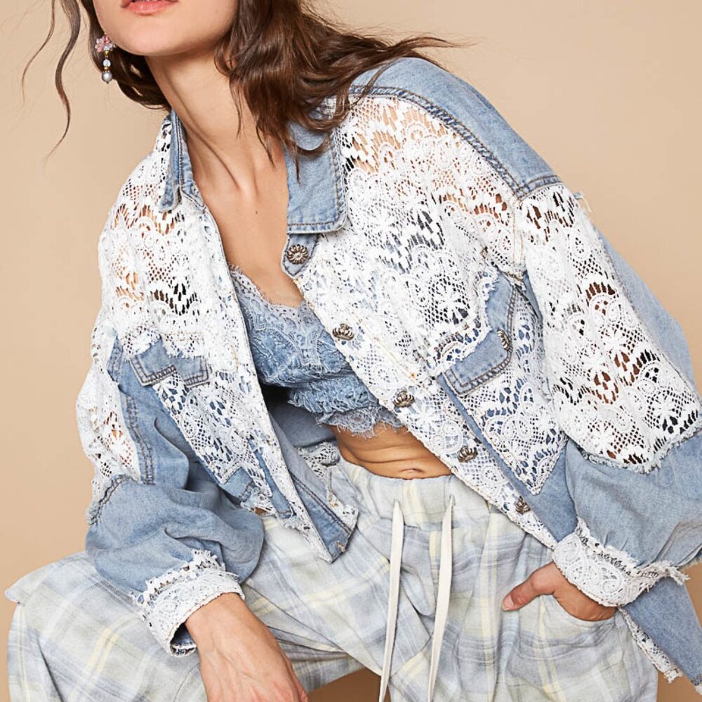 POL Denim & Lace Whimsical Shacket Size Large